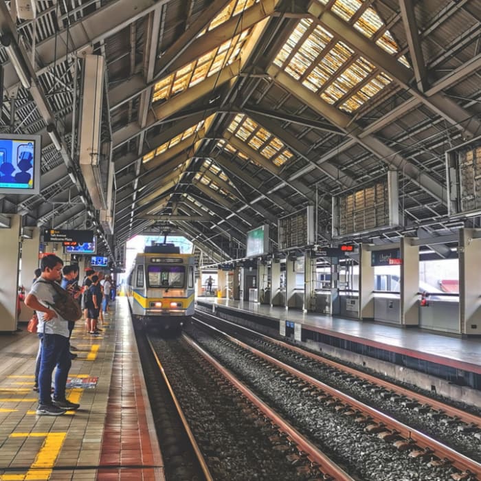 ＬＲＴ１号線の駅構内の様子