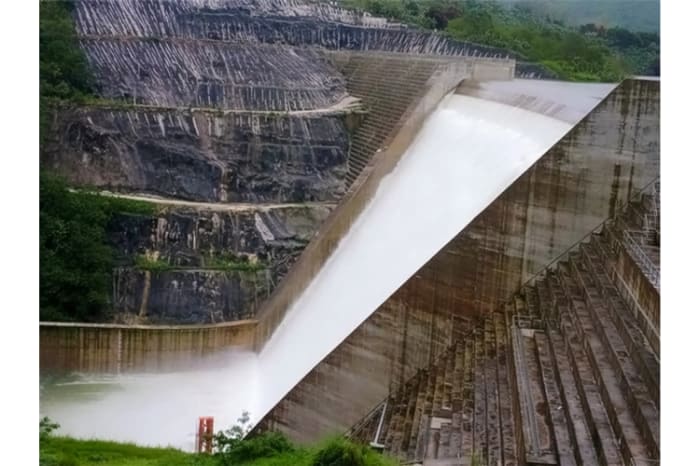 アッパーワワダムの放水