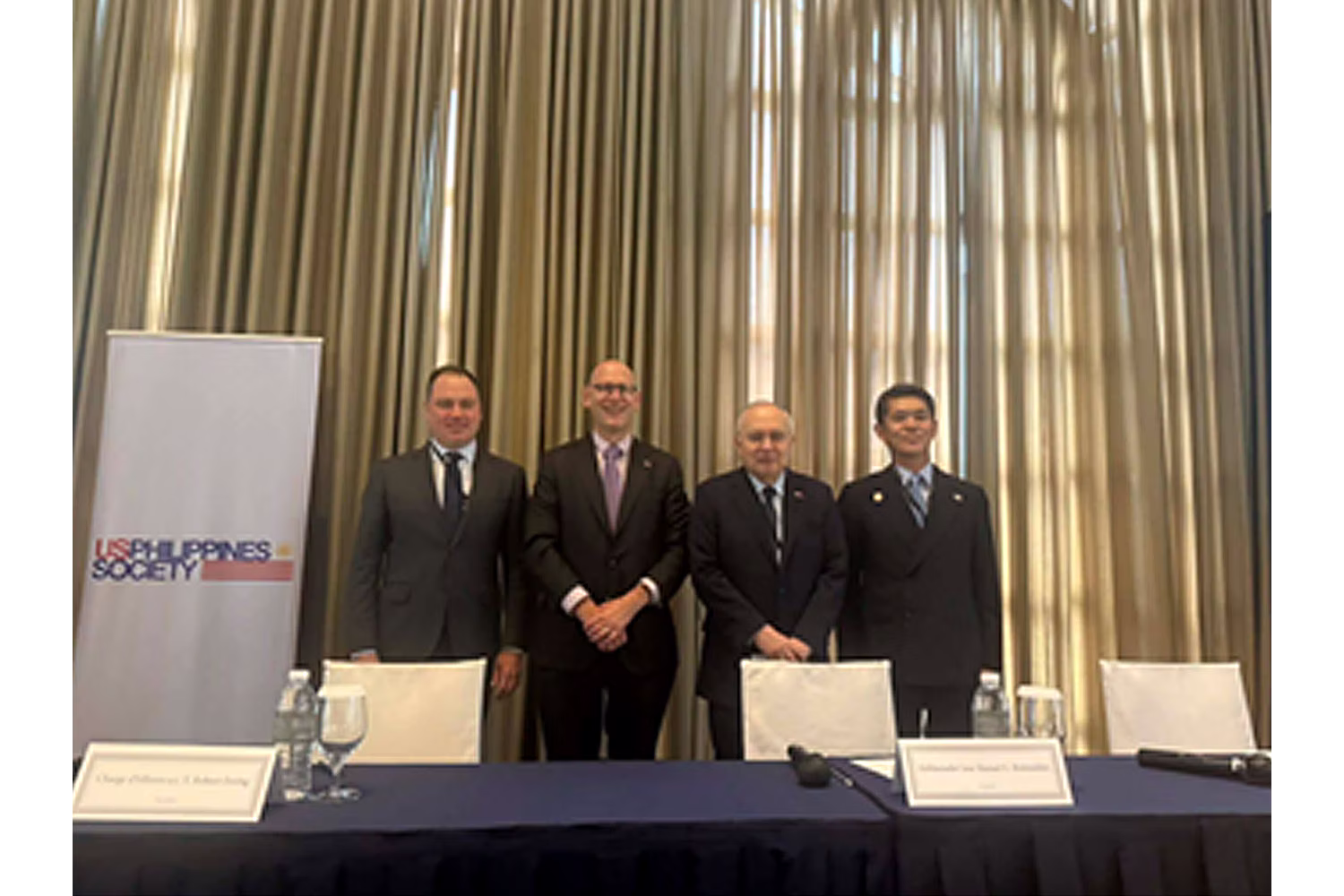 米比協会主催の年次理事会に出席した遠藤大使