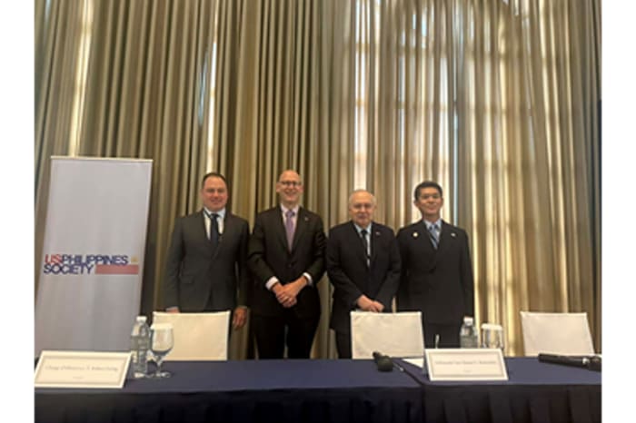 米比協会主催の年次理事会に出席した遠藤大使