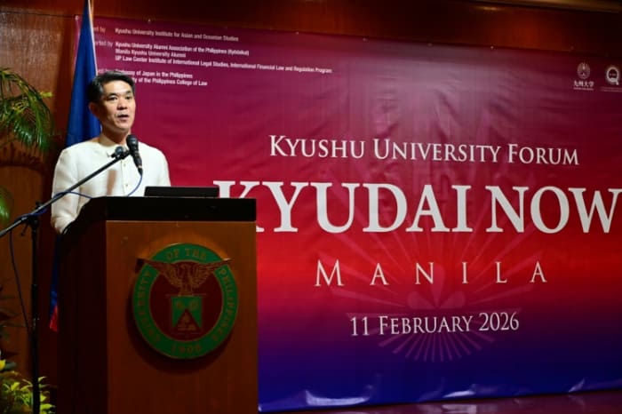 「ＫＹＵＤＡＩ ＮＯＷ」で講演する遠藤大使