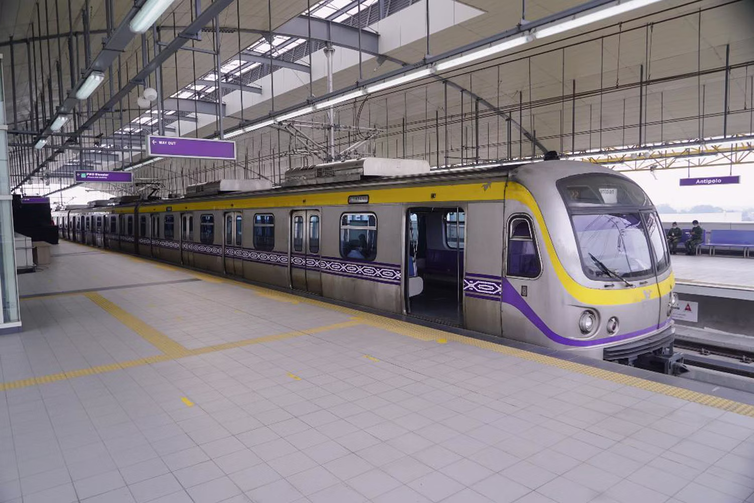 軽量高架鉄道２号線