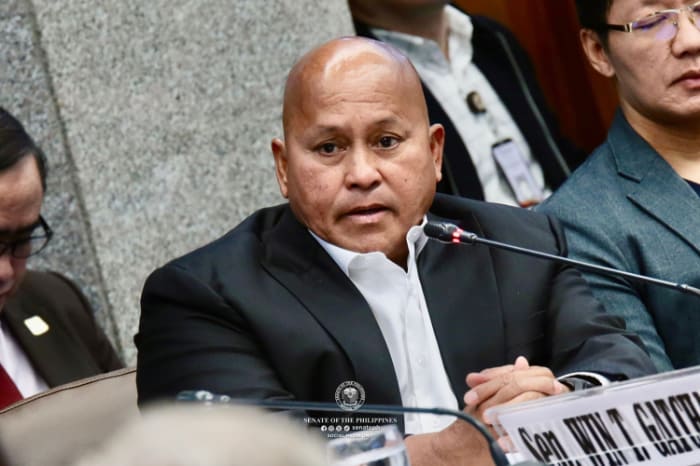 デラロサ上院議員