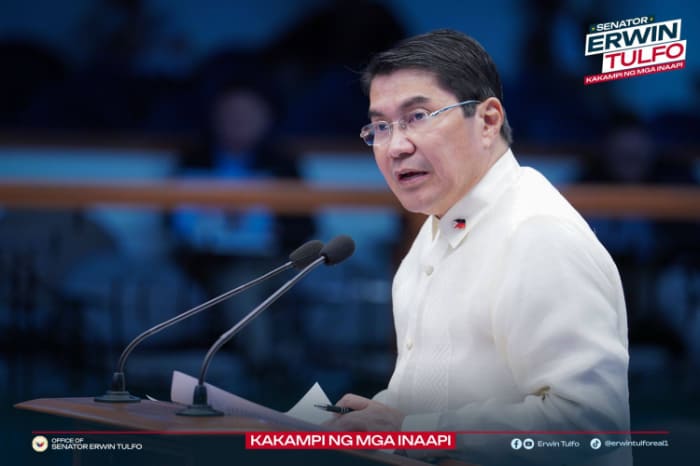 アーウィン・トゥルフォ上院議員