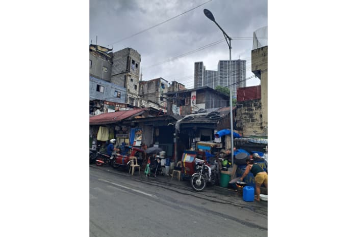マンダル―ヨン市の貧困層地区