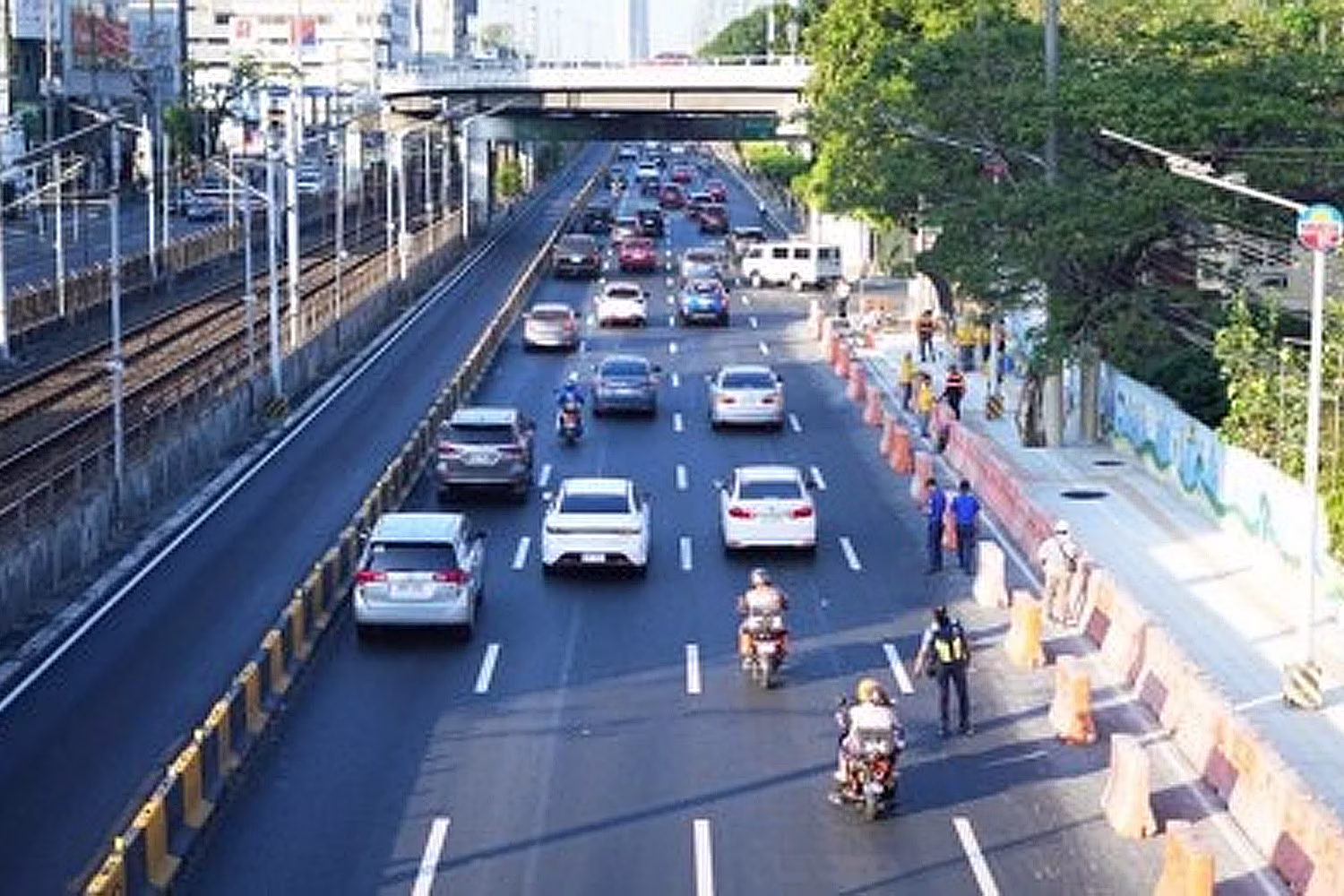 エドサ大通り（資料写真）