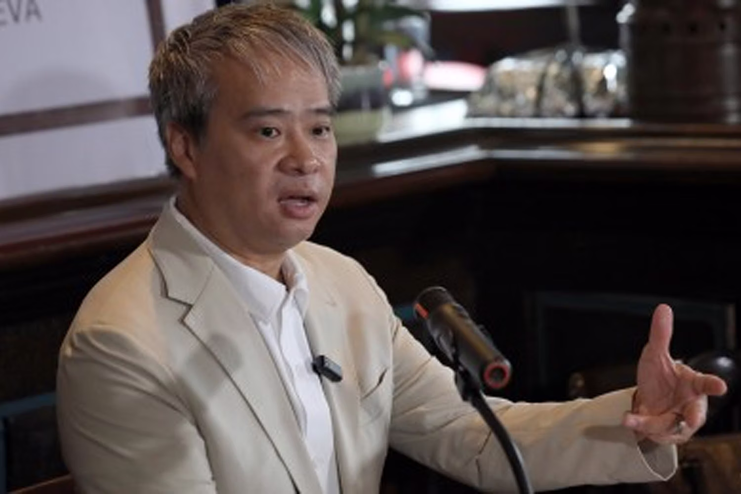 ジョエル・ビリヤヌエバ上院議員