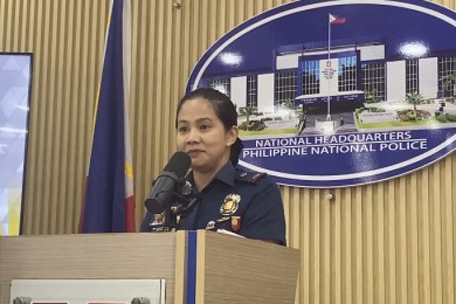 首都圏警察のヘーゼル・アシロ報道官