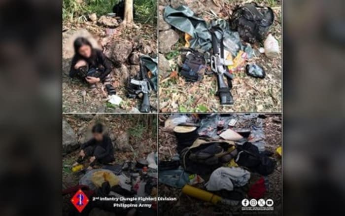 ＮＰＡとの戦闘で拘束した構成員と押収した銃器など（国軍提供）