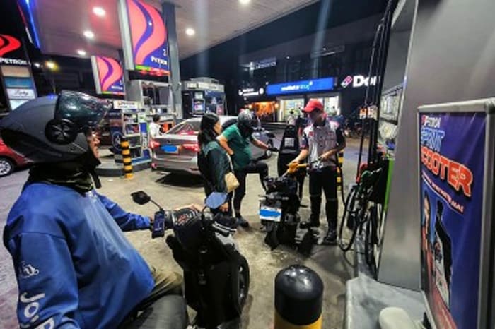 ケソン市のガソリンステーション（資料写真）