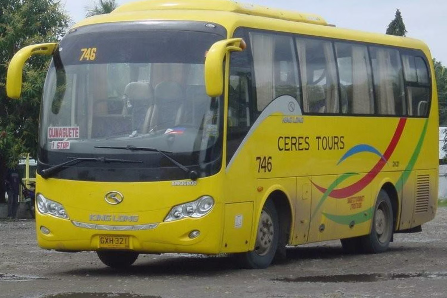 ヤンソン社のバス