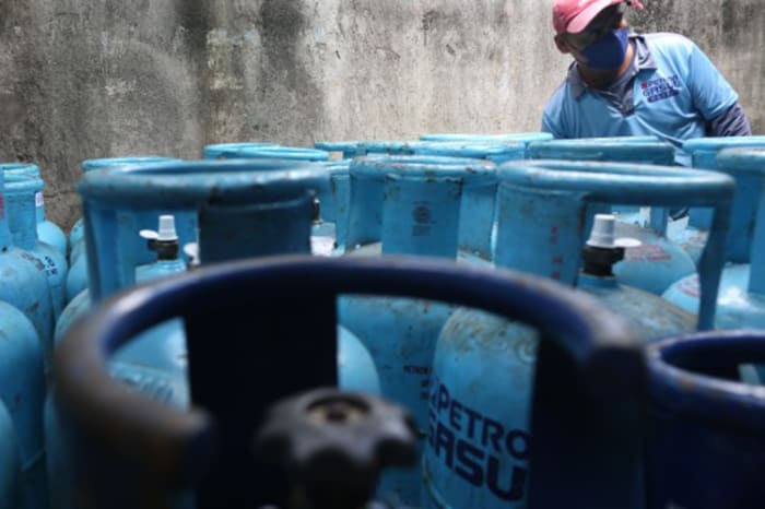 家庭用プロパンガスボンベ