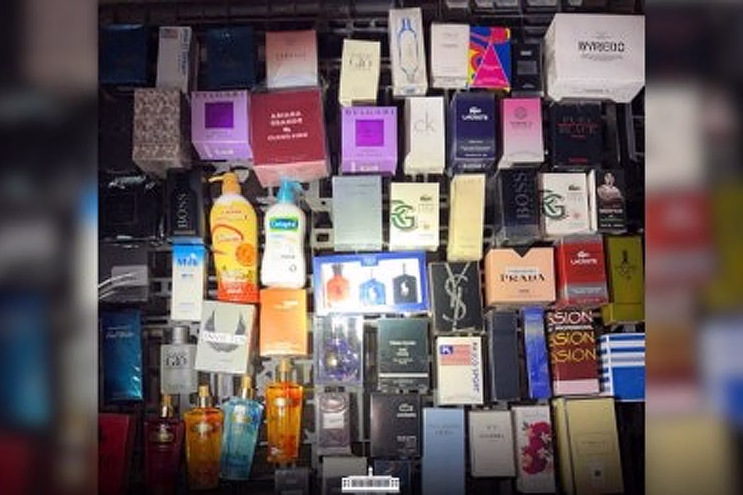 税関庁などがバレンスエラ市で10日に実施した取り締まり作戦で押収した偽造品