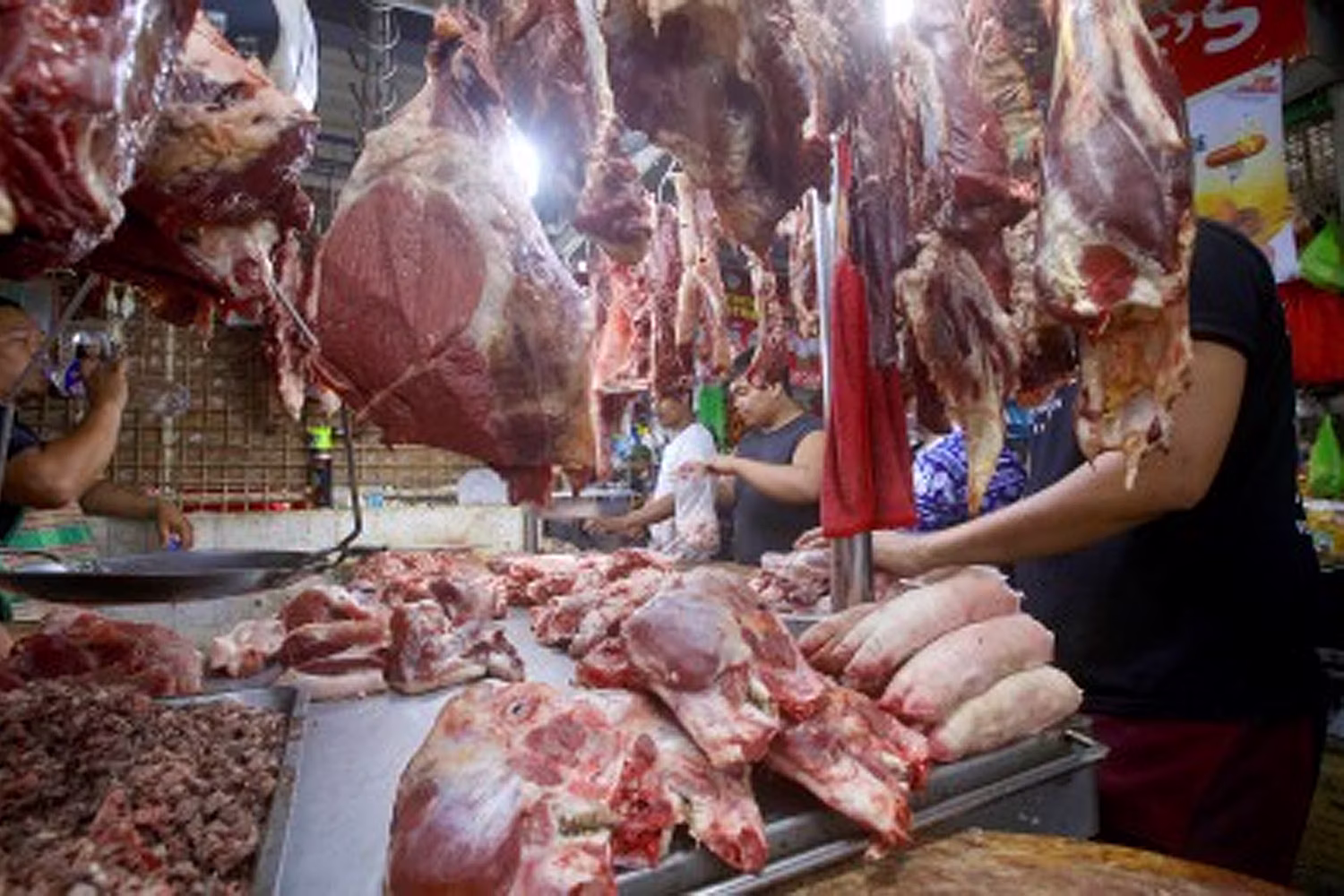 食肉小売店（資料写真）
