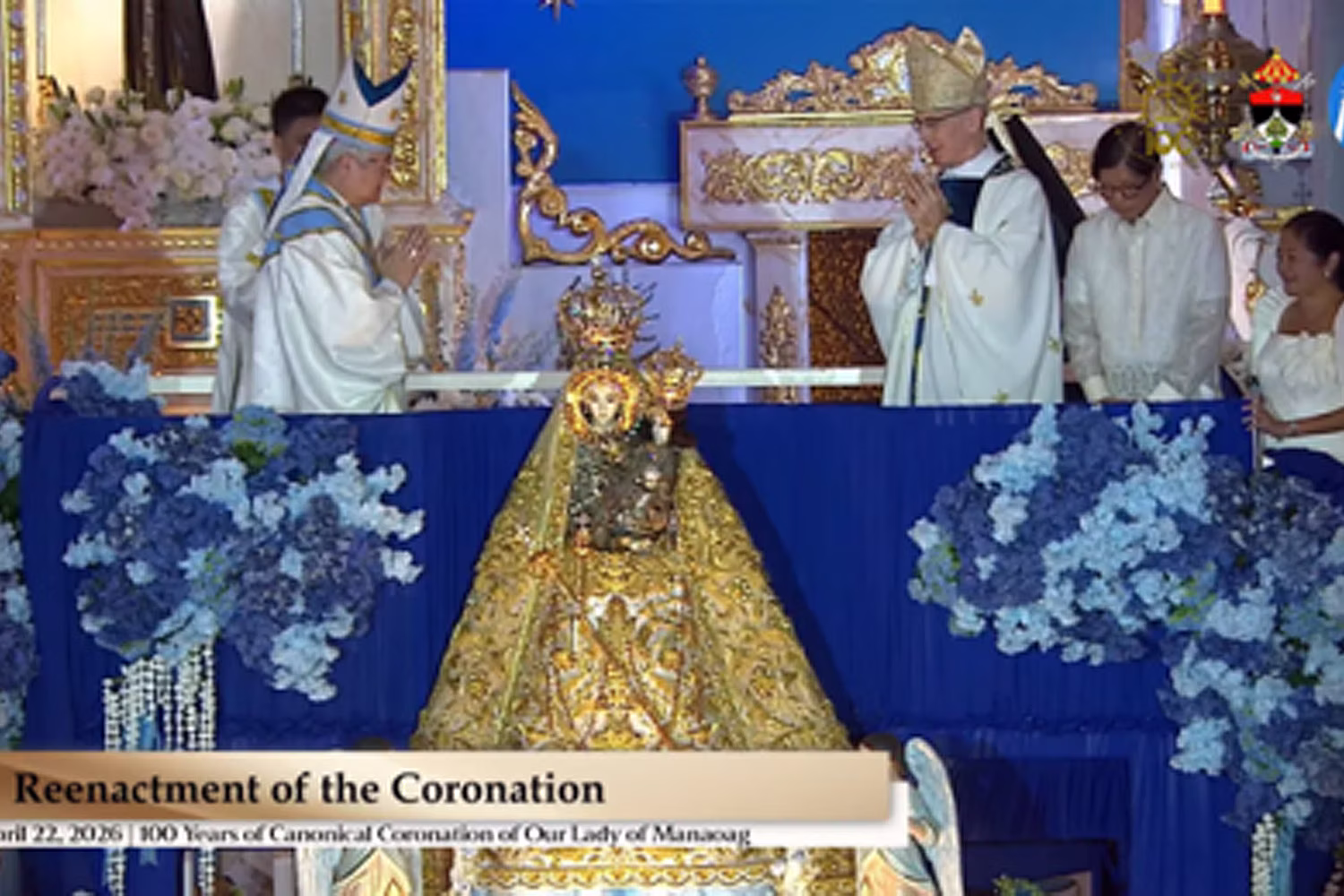 マナオグの聖母戴冠100周年式典に出席したマルコス大統領夫妻