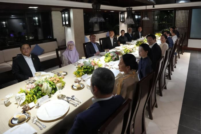 マルコス大統領はシャングリ・ラ・マクタンで東南アジア諸国の首脳らを招いて夕食会を主催した