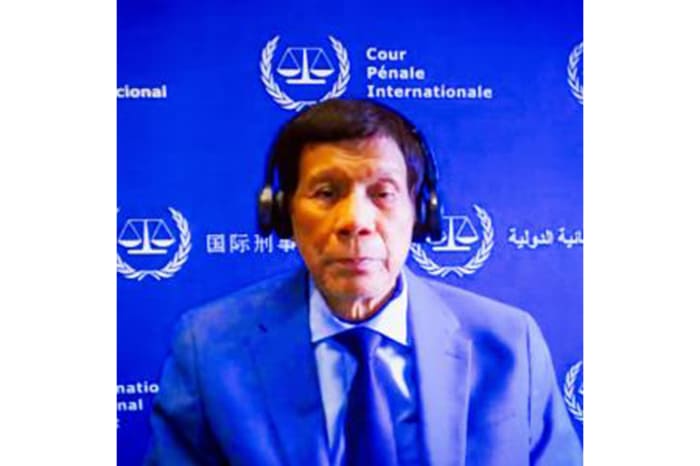 国際刑事裁判所の公判前審議にオンラインで出席するドゥテルテ前大統領