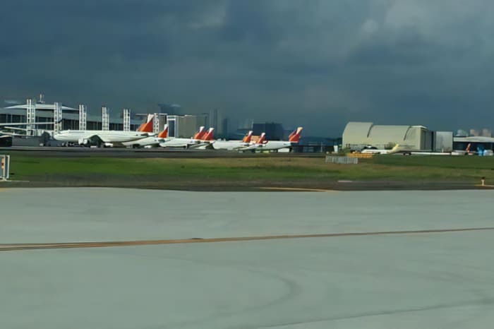 ＮＡＩＡに駐機する航空機
