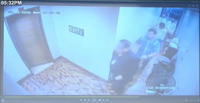 銃声を聞いて逃げ惑う上院職員ら