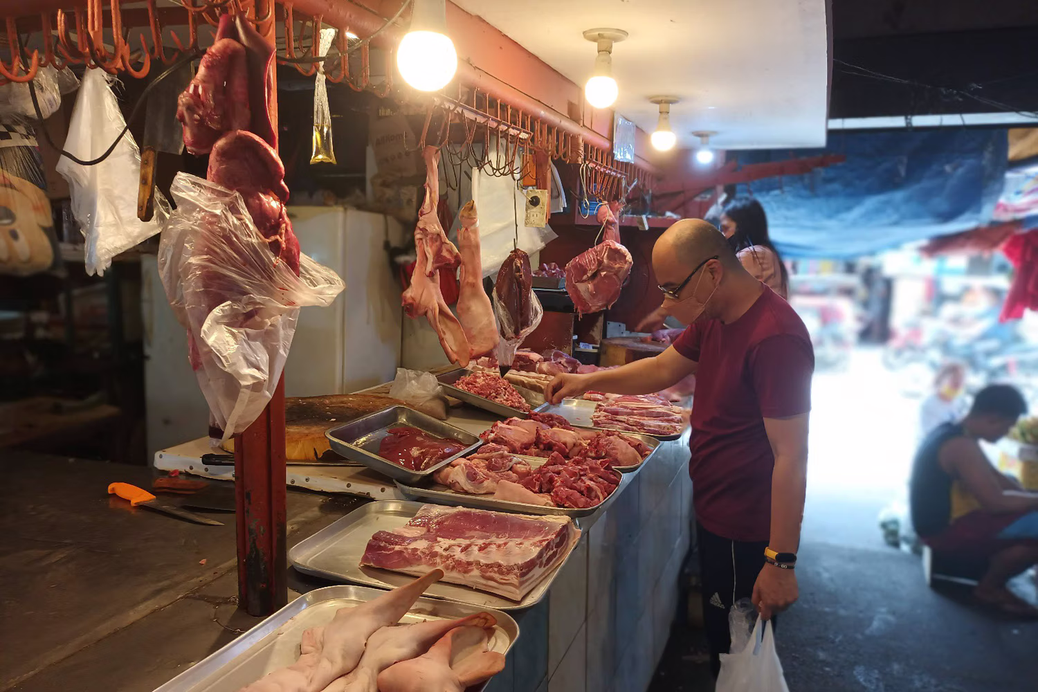 公設市場の豚肉売り場