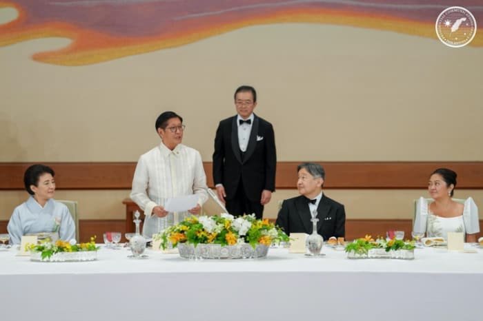 宮中晩餐会でのマルコス大統領と天皇皇后両陛下