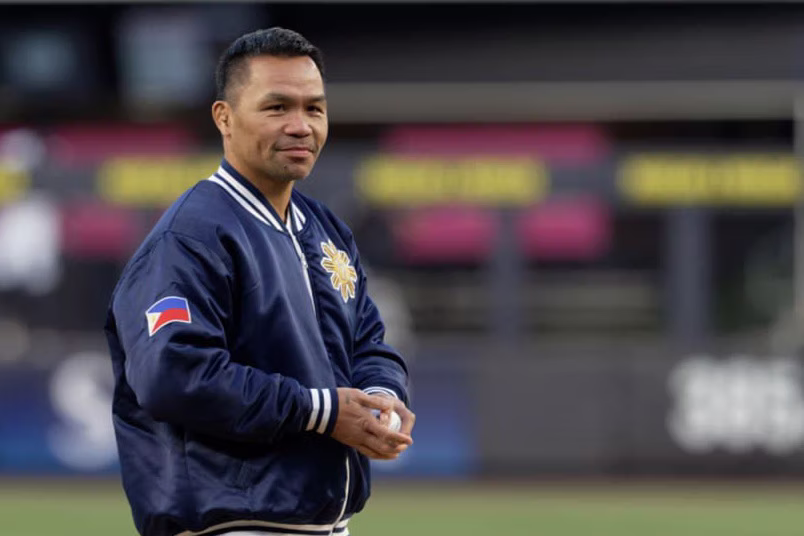 ４月にヤンキースタジアムのマウンドに上ったパッキャオ氏（パッキャオ陣営提供）
