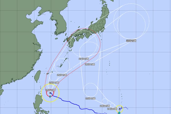 台風7、8号の予想進路図