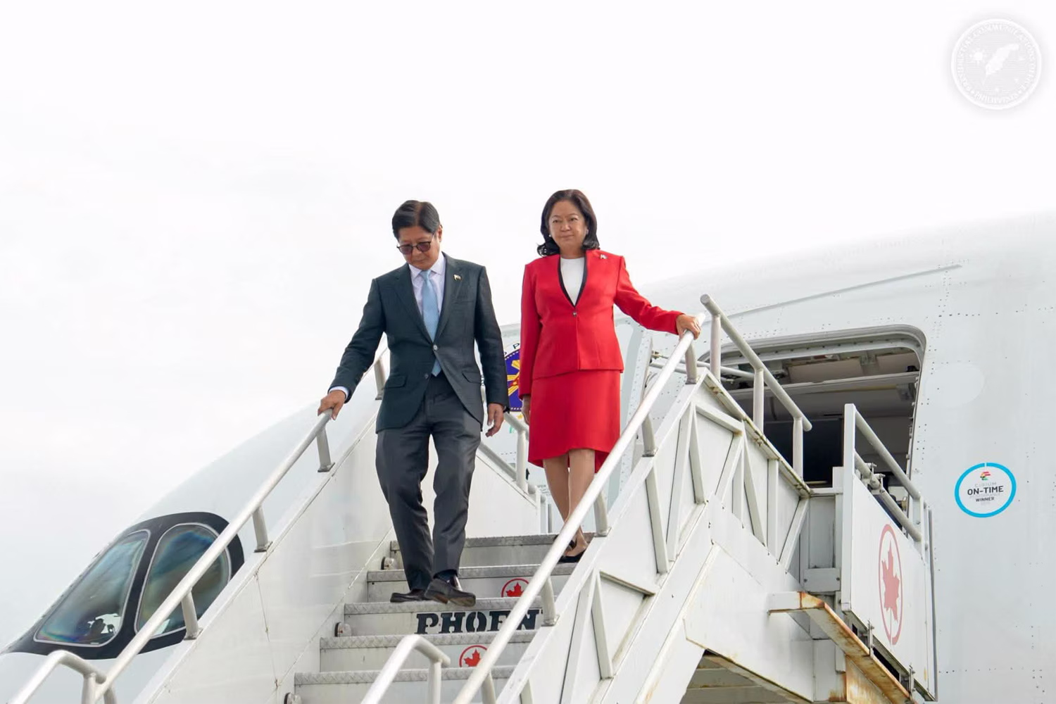 カナダに到着したマルコス大統領夫妻