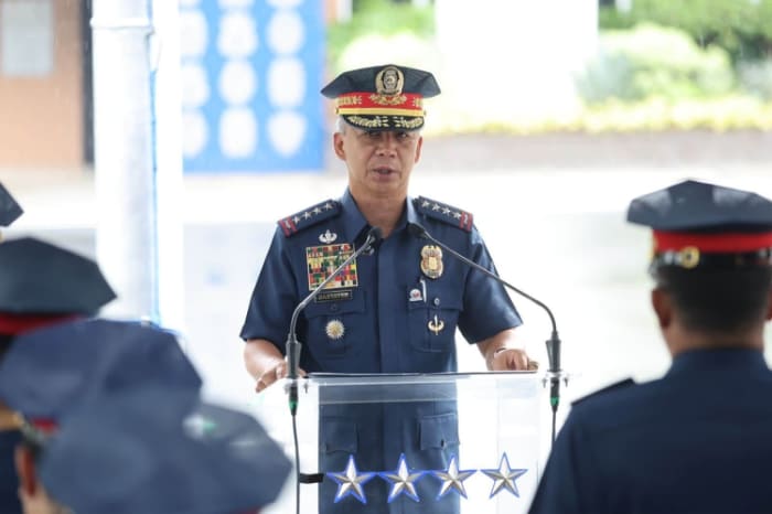 国家警察のナルタテス長官