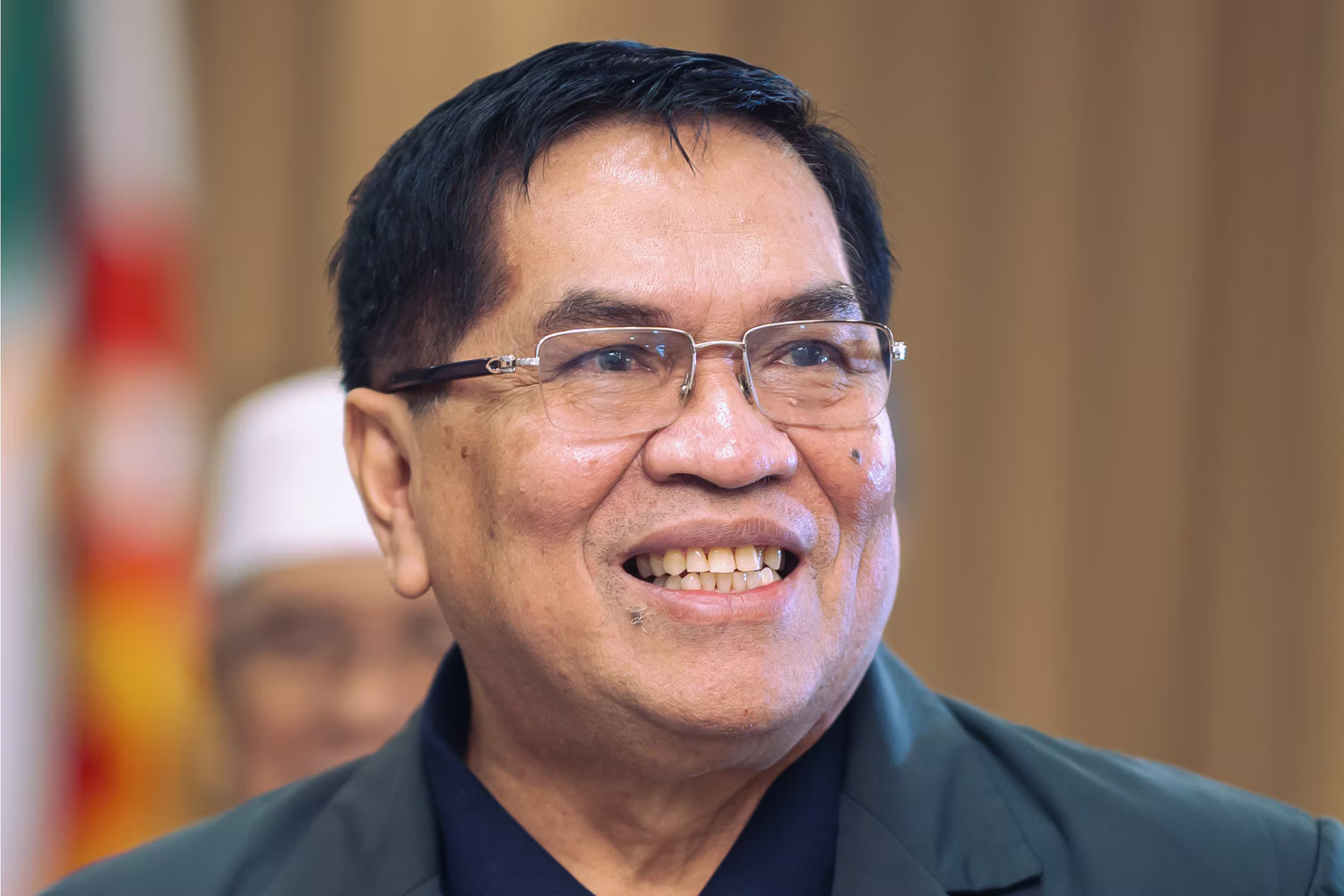 襲撃を受けたＢＡＲＭＭ暫定首相のマカクア氏