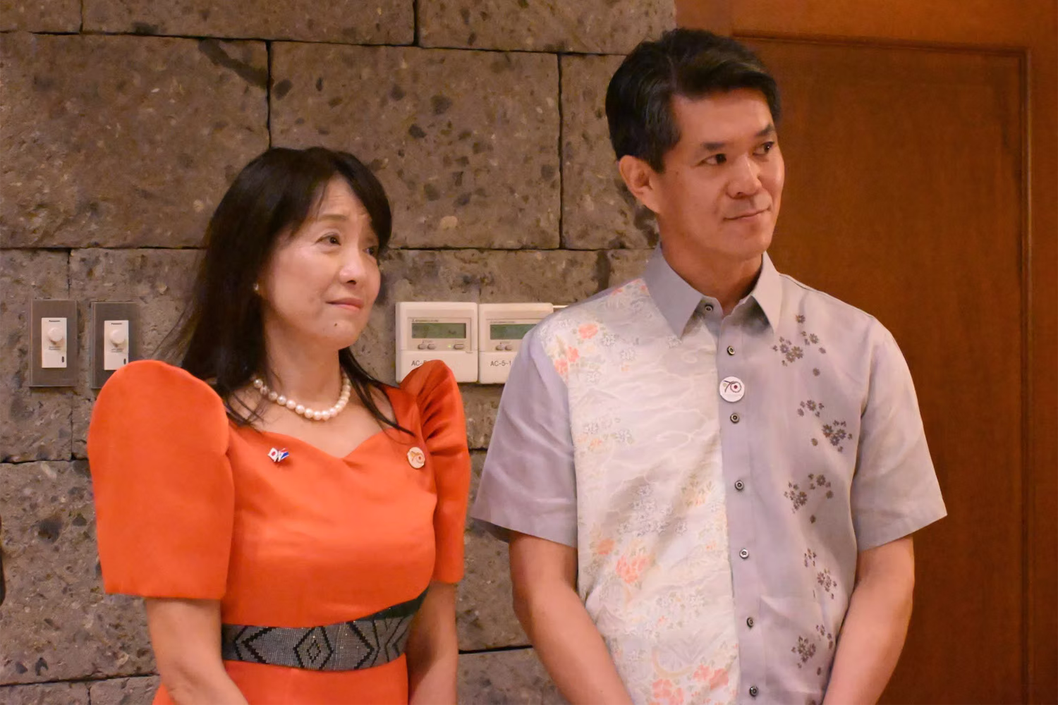 離任レセプションでの遠藤大使夫妻