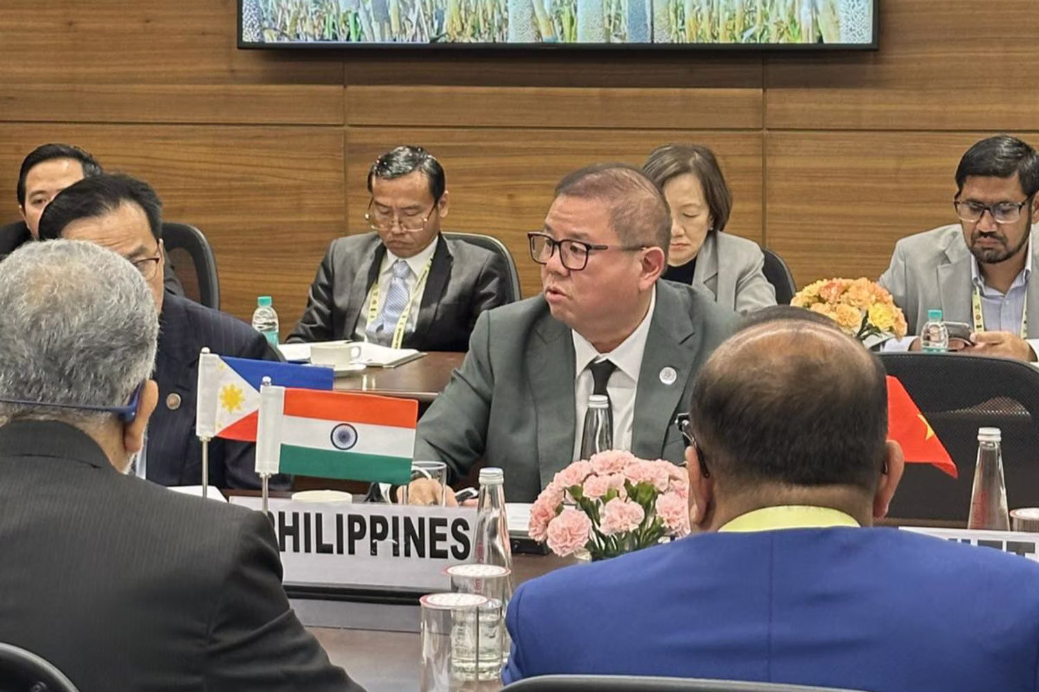 第９回ＡＳＥＡＮ・インド農林相会合で発言するラウレル農相